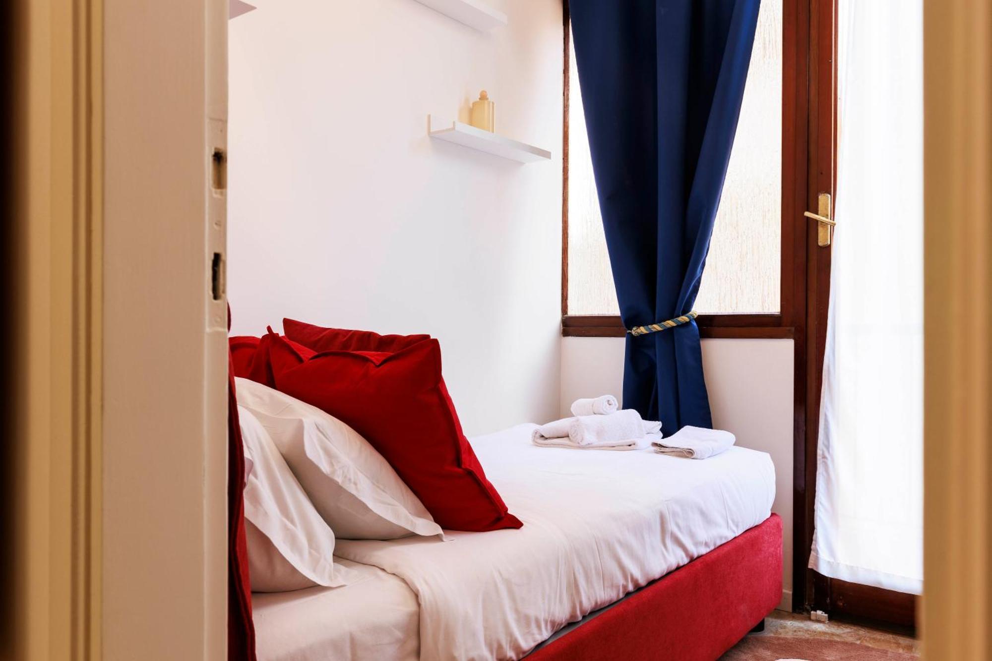 Palazzo Caccini Luxury Apartment ฟลอเรนซ์ ภายนอก รูปภาพ