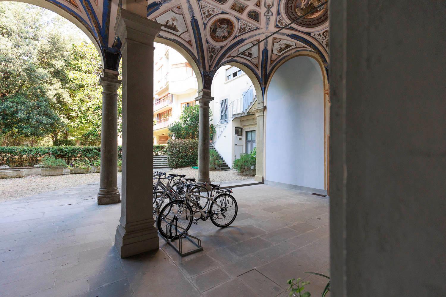 Palazzo Caccini Luxury Apartment ฟลอเรนซ์ ภายนอก รูปภาพ